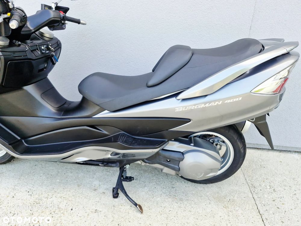 Suzuki Burgman - 14