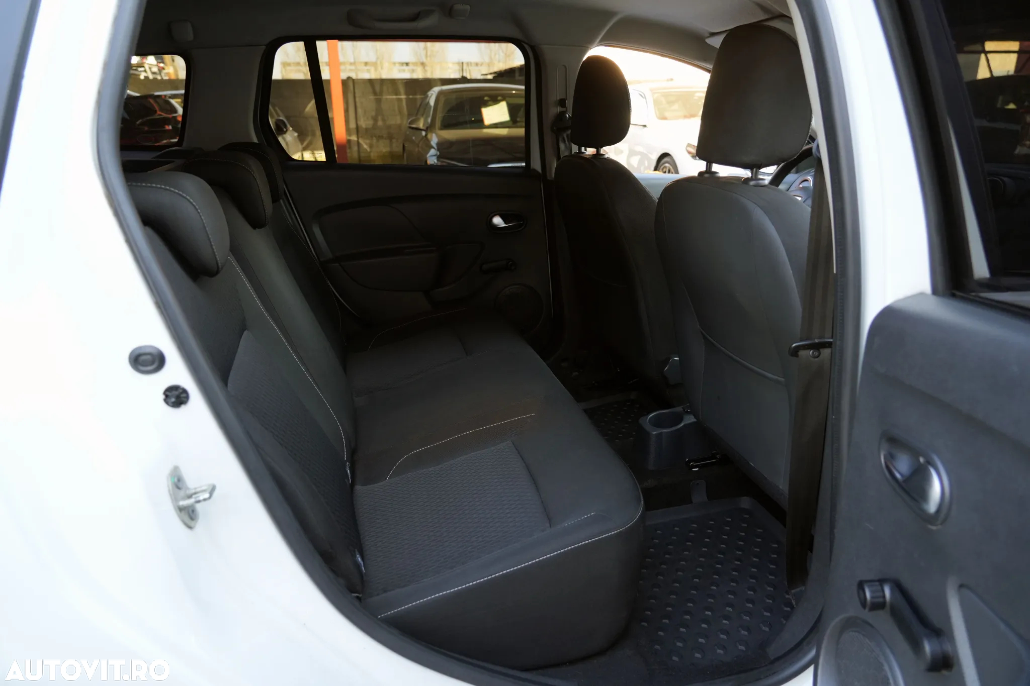 Dacia Logan - 11