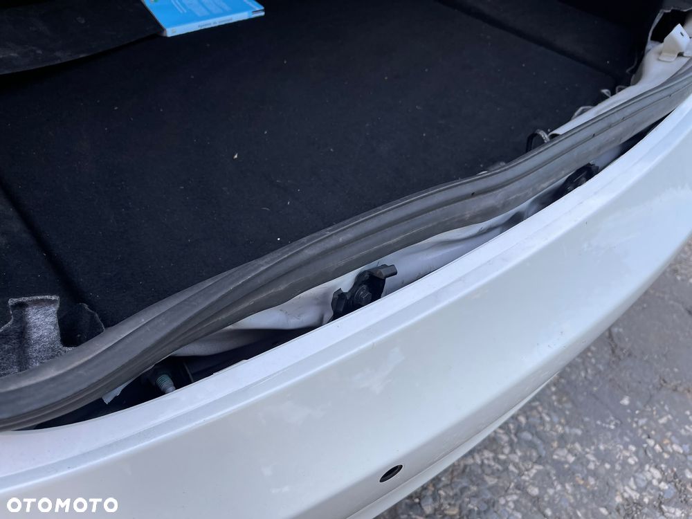 Tesla Model 3 Langstreckenbatterie Allradantrieb Dual Motor - 37