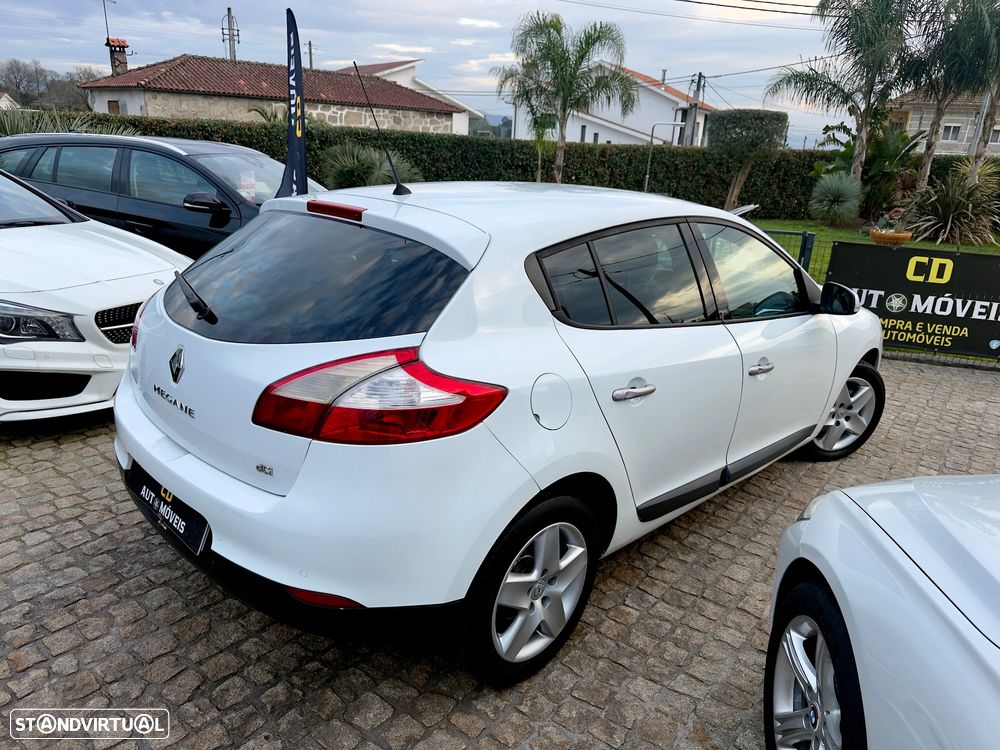 Renault Mégane 1.5 dCi Dynamique - 3