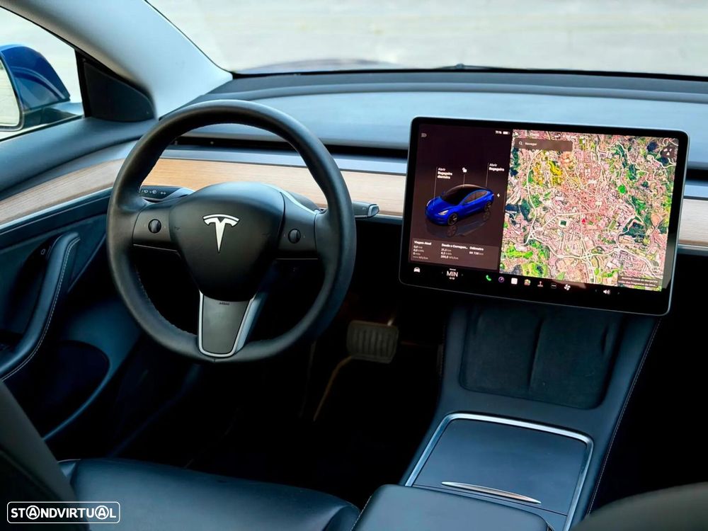 Tesla Model 3 - 20