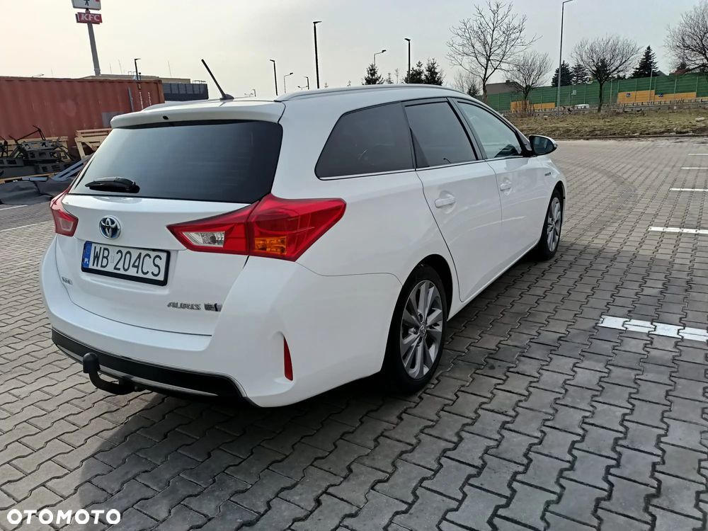 Toyota Auris - 4