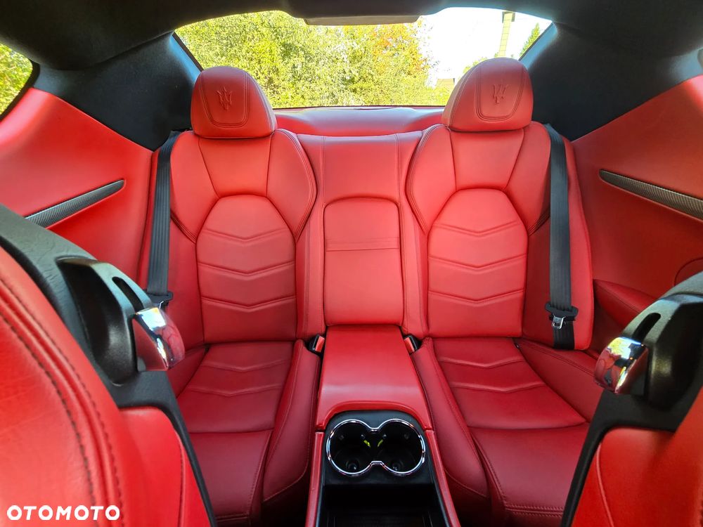 Maserati GranTurismo Sport - 19