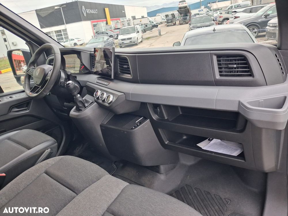 Renault Master Furgon Model Nou - 12