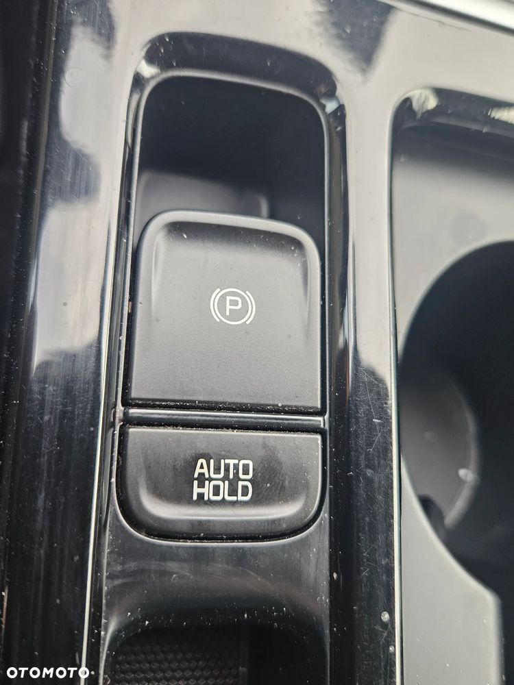 Kia Ceed 1.6 GDI DCT OPF Platinum - 34