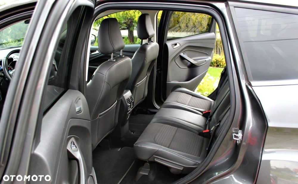 Ford Kuga - 11