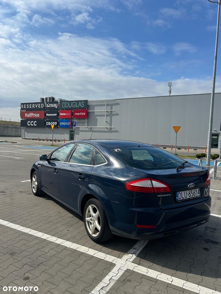 Ford Mondeo 2.0 TDCi ECOnetic Ambiente - 12
