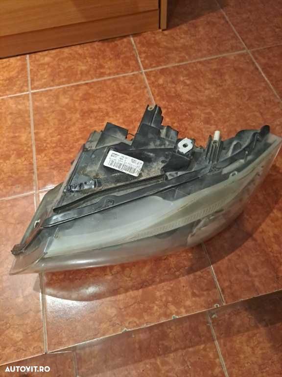 Far stanga Bmw seria 3 E90 Facelift original - 2