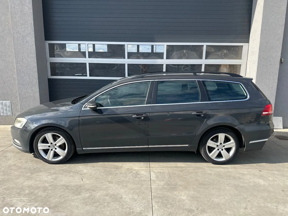 Volkswagen Passat 2.0 TDI 4Motion BlueMotion Technol Comfortline - 1