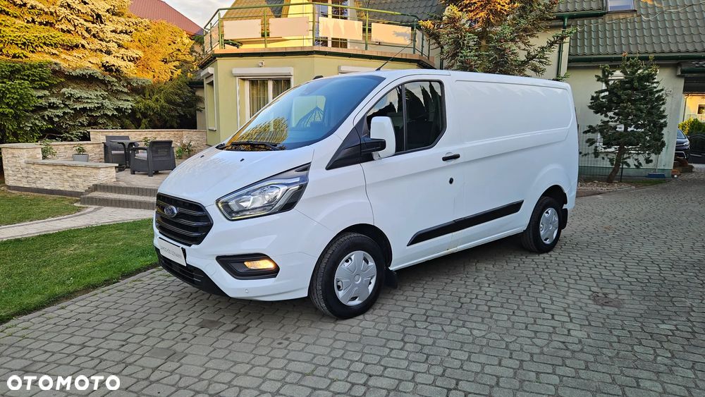 Ford Custom L1 2020 Rok Kamera Webasto Duży Wyświetlacz Hak Led