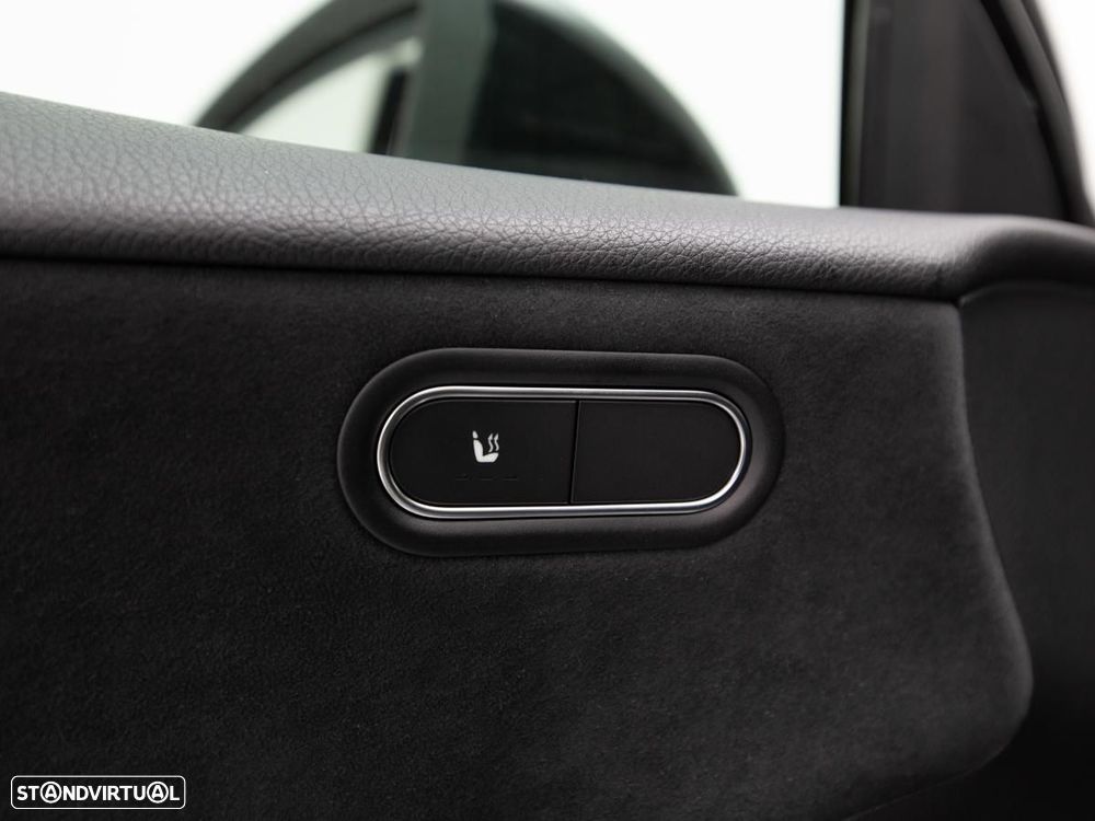 Mercedes-Benz A 250 e AMG Line - 15