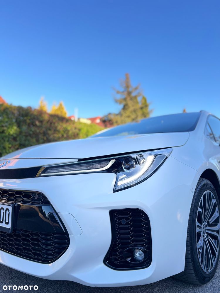 Suzuki Swace 1.8 Hybrid Premium Plus CVT - 8