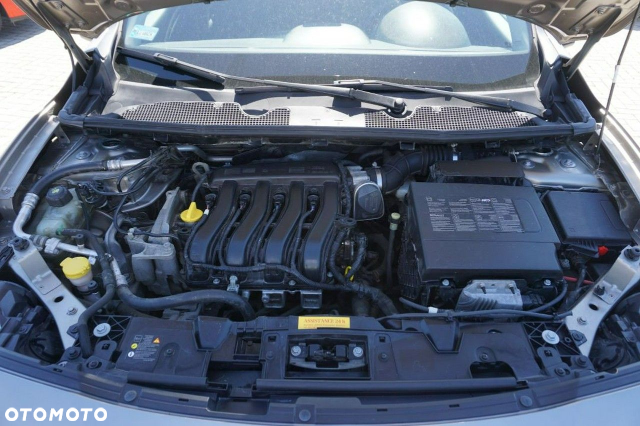 Renault Fluence 1.6 16V Limited - 12