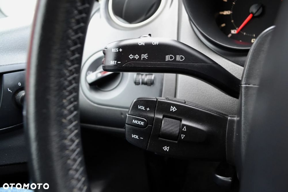 Seat Ibiza SC 1.9 TDI DPF Sport - 25