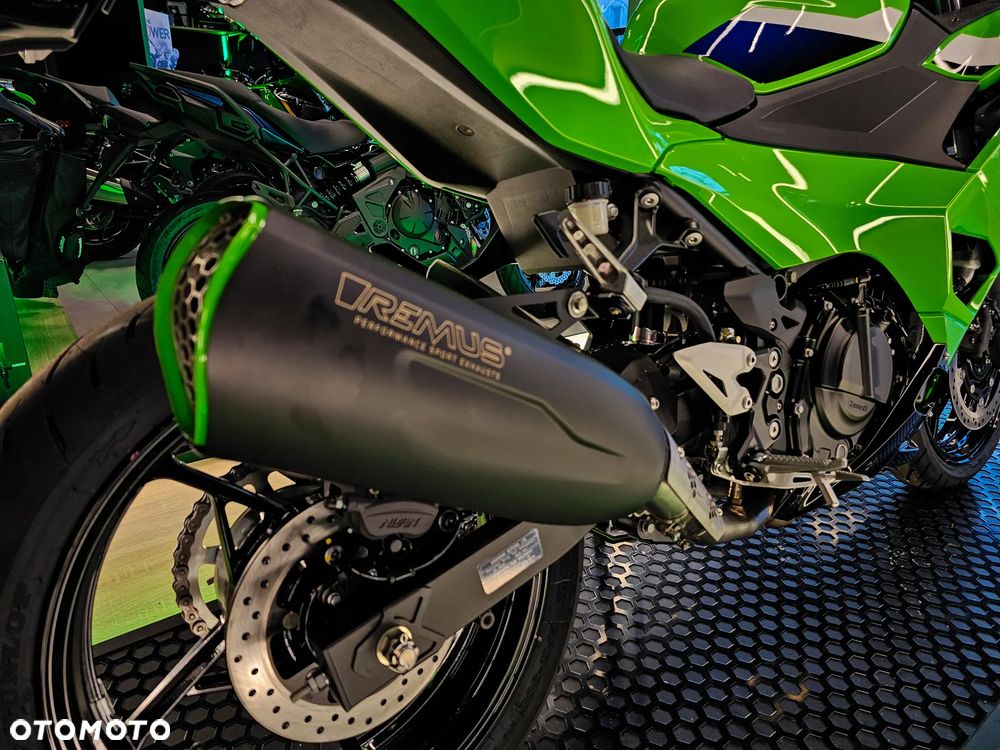 Kawasaki Ninja - 8