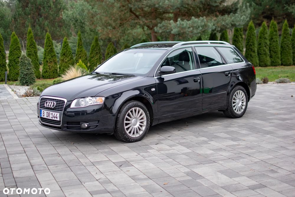 Audi A4 Avant - 1