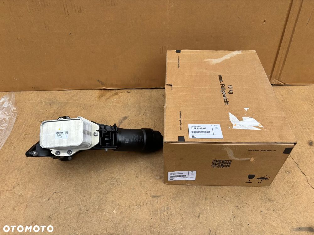 Nowa Oryginalna BMW Obudowa Filtra Oleju Podstawa Filtr Oleju Chłodniczka Oleju X3 G01 X4 G02 X5 G05 3 G20 5 G30 11428580415 8580415 2.0 Diesel 18D 20D 25D 72435984 - 1