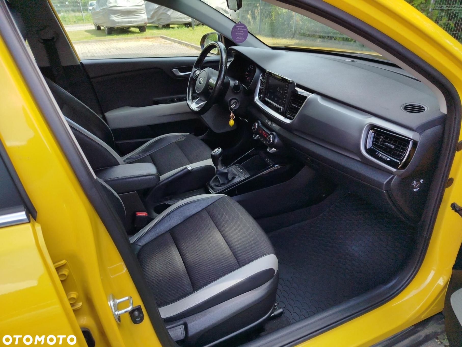 Kia Stonic 1.4 L - 27