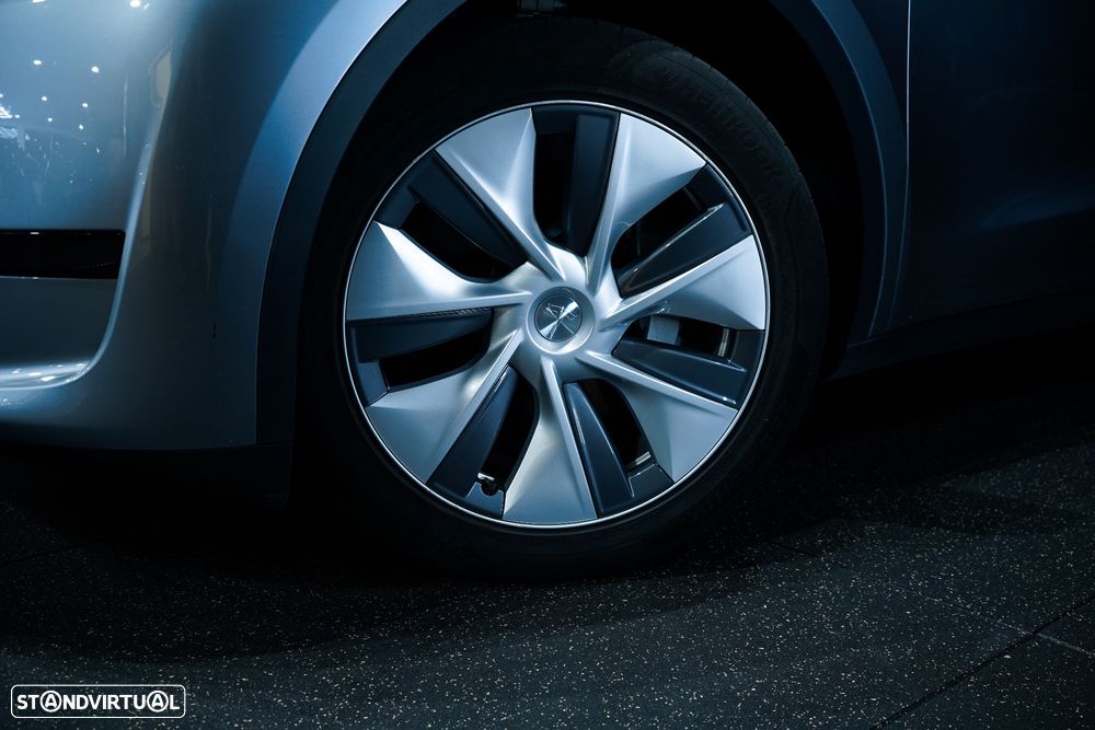 Tesla Model Y Tração Traseira - 4