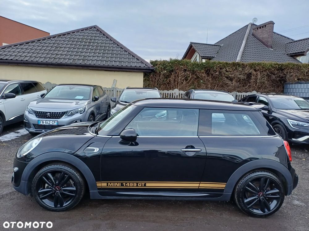 MINI Cooper John Works Trim - 4