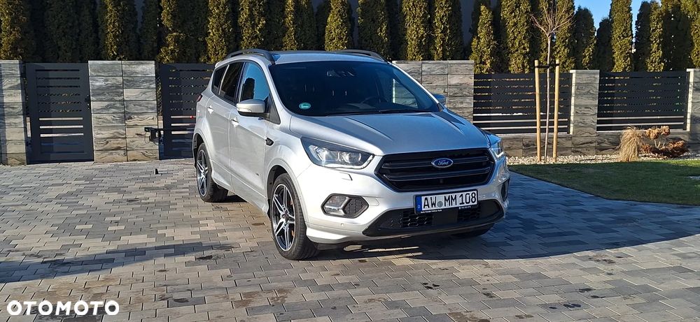 Ford Kuga 2.0 TDCi 4x4 ST-Line - 3