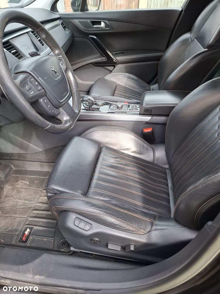 Peugeot 508 RXH Hybrid4 - 9