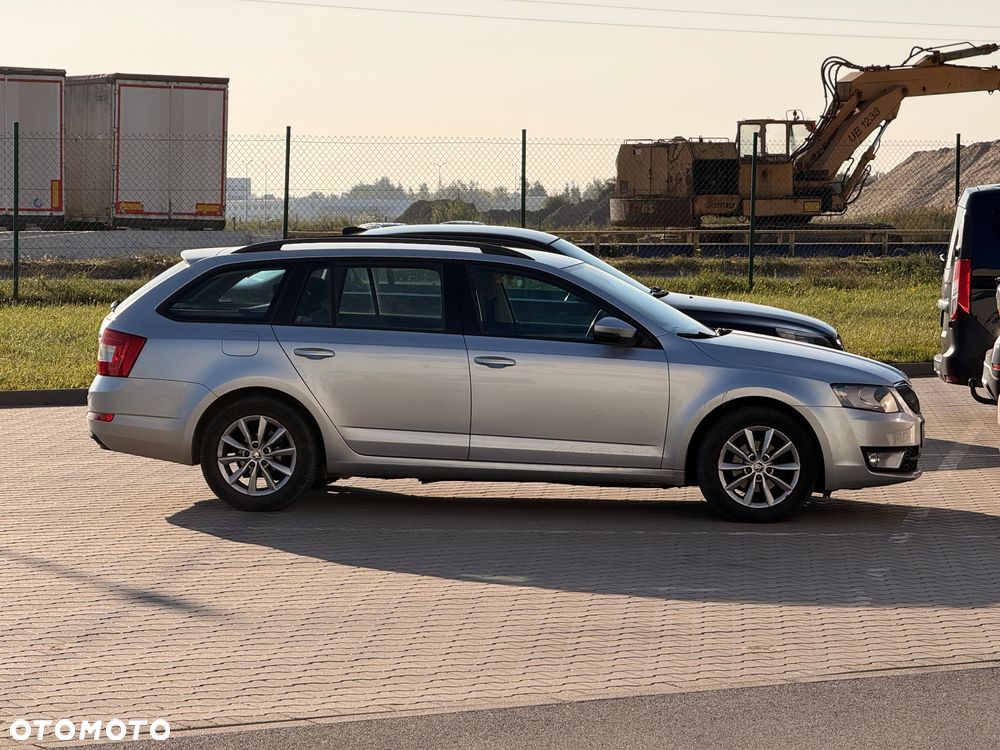 Skoda Octavia 1.6 TDI Ambition - 14