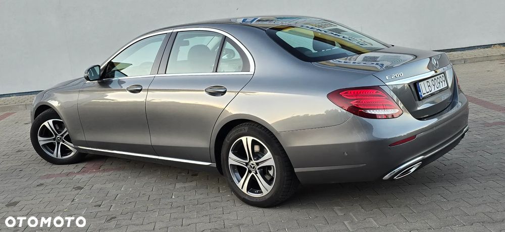 Mercedes-Benz Klasa E 200 9G-TRONIC Avantgarde - 20