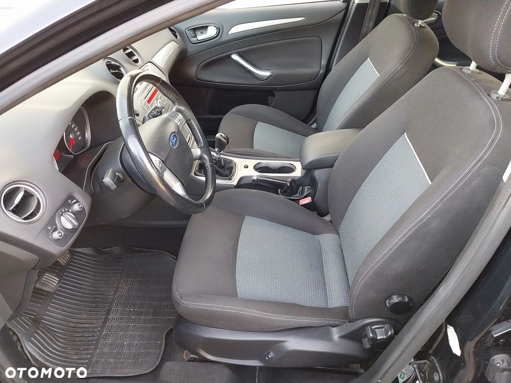 Ford Mondeo 1.8 TDCi Trend - 5
