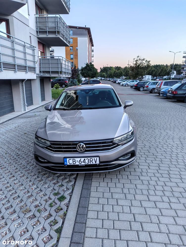 Volkswagen Passat 2.0 TSI Business DSG - 2