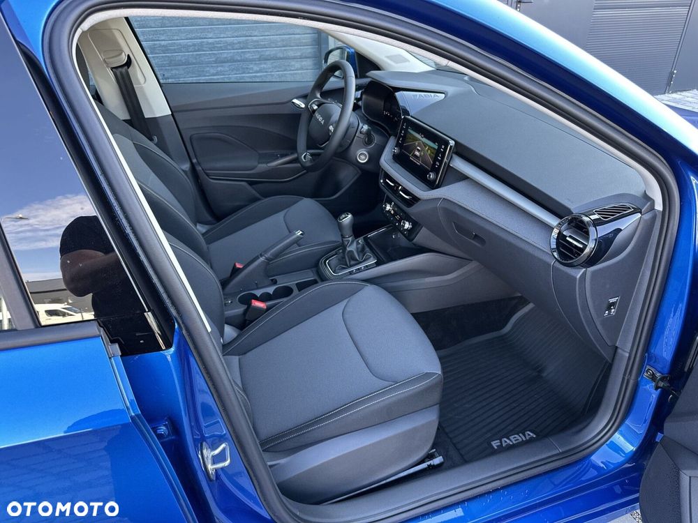 Skoda Fabia 1.0 TSI Drive - 28