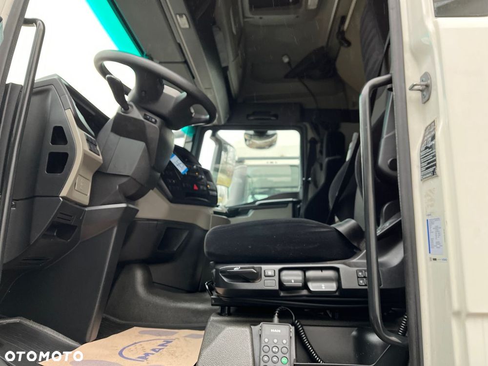 MAN TGX 18.470 4x2 BL SA - 12