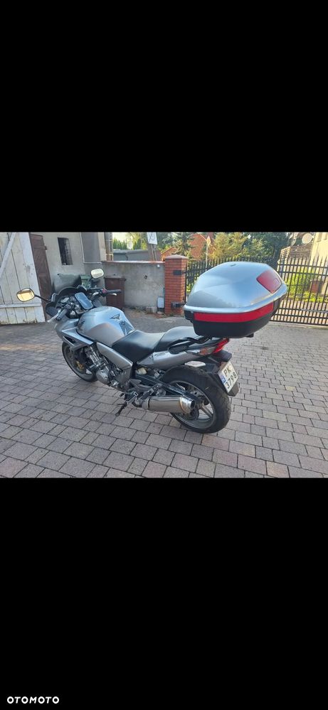 Honda CBF - 2
