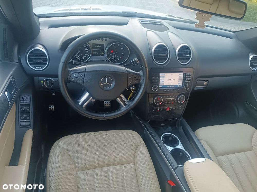 Mercedes-Benz ML 500 4Matic 7G-TRONIC Edition 10 - 13