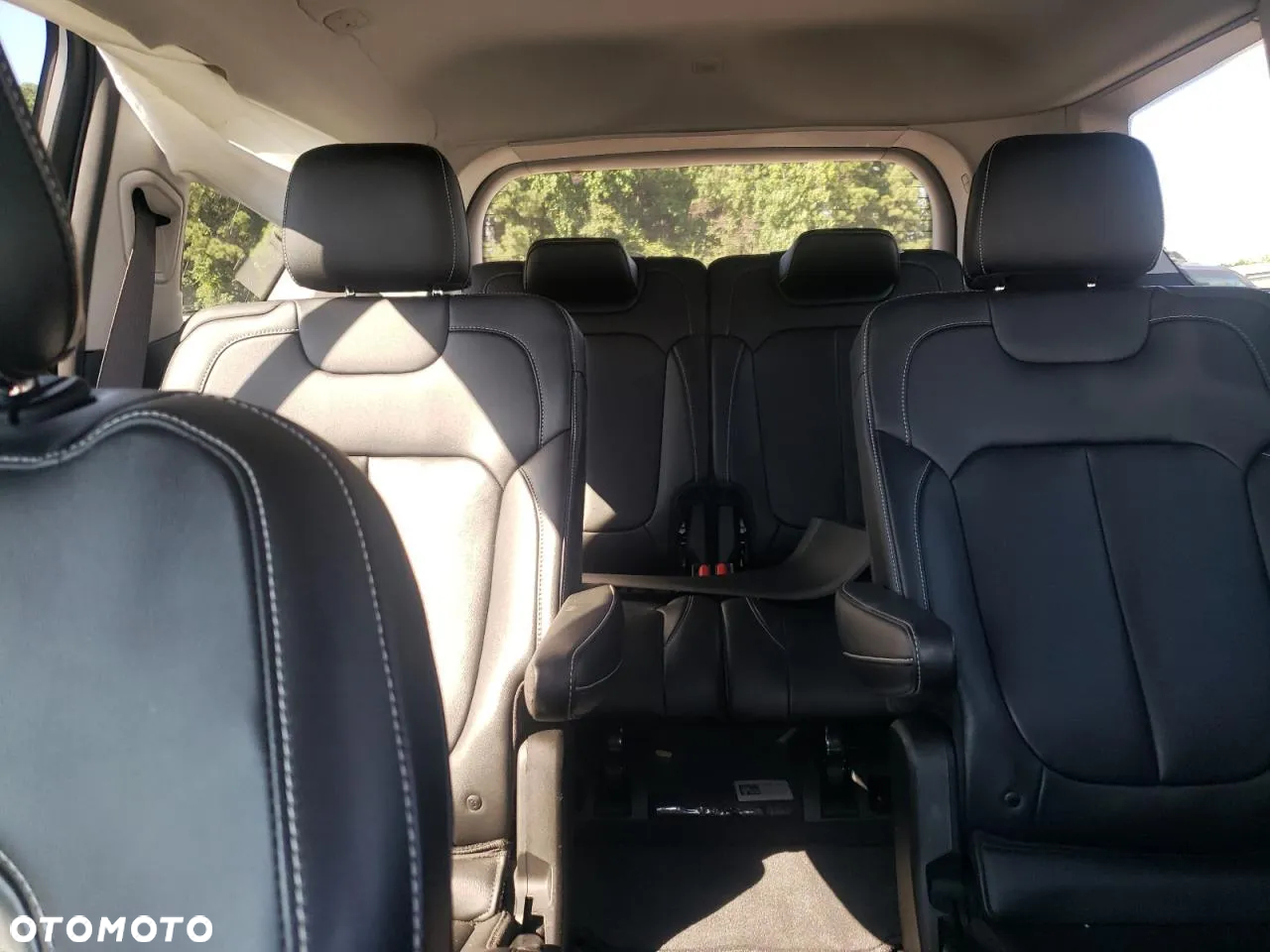 Jeep Grand Cherokee - 10
