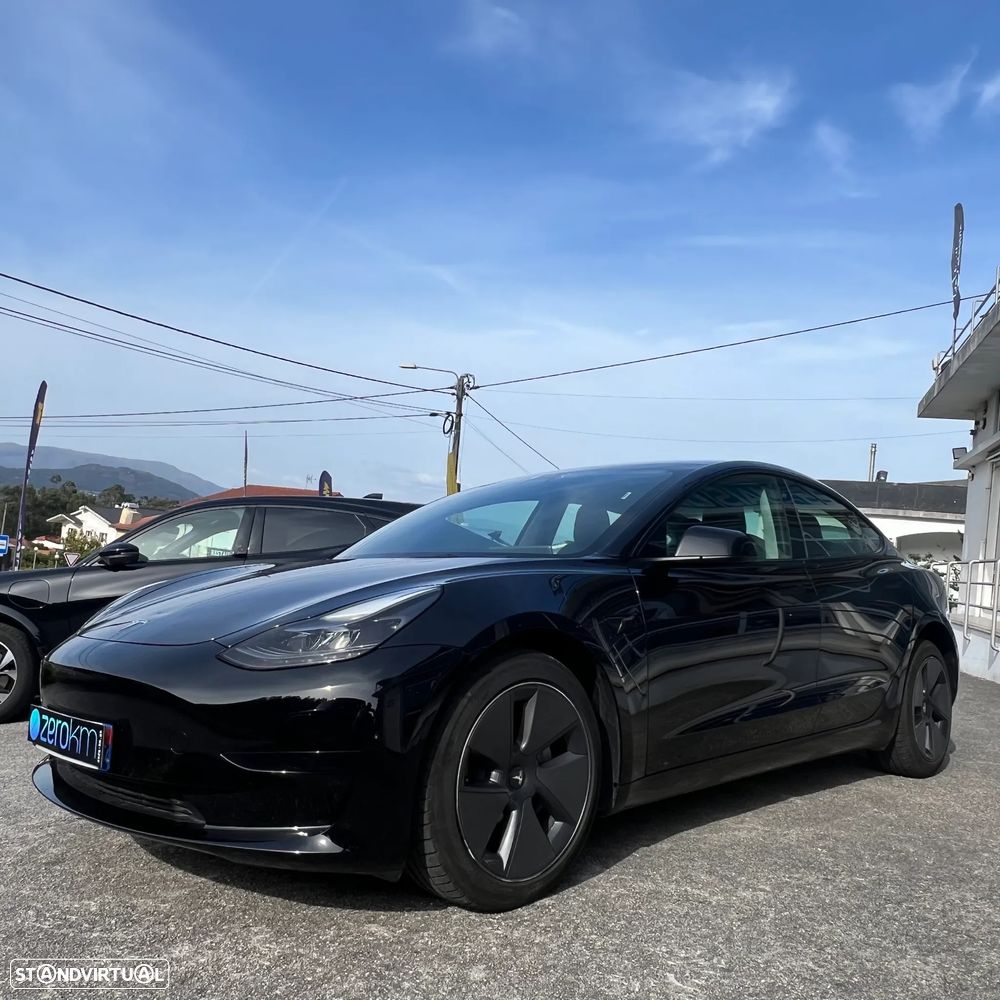Tesla Model 3 Standard Range Plus RWD - 2