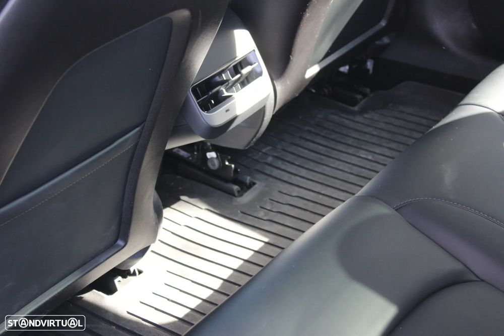 Tesla Model 3 Performance Dual Motor AWD - 16