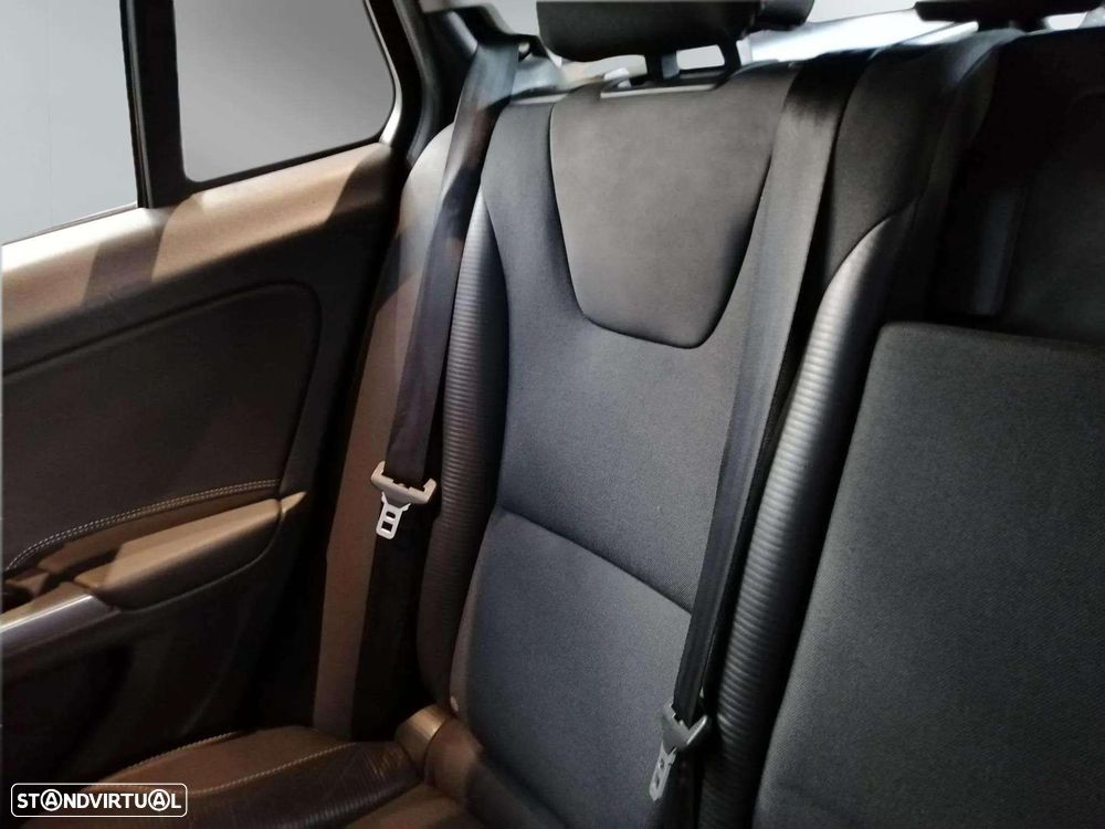 Volvo V60 - 23