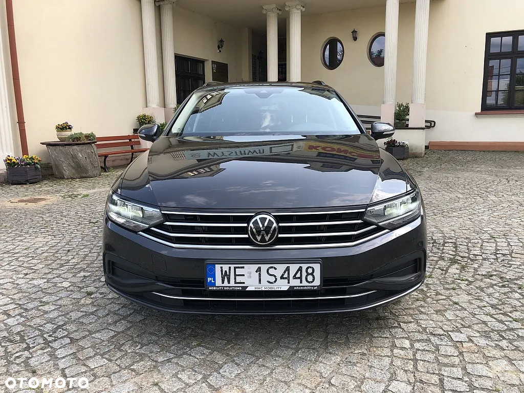 Volkswagen Passat 2.0 TDI EVO Business DSG - 2