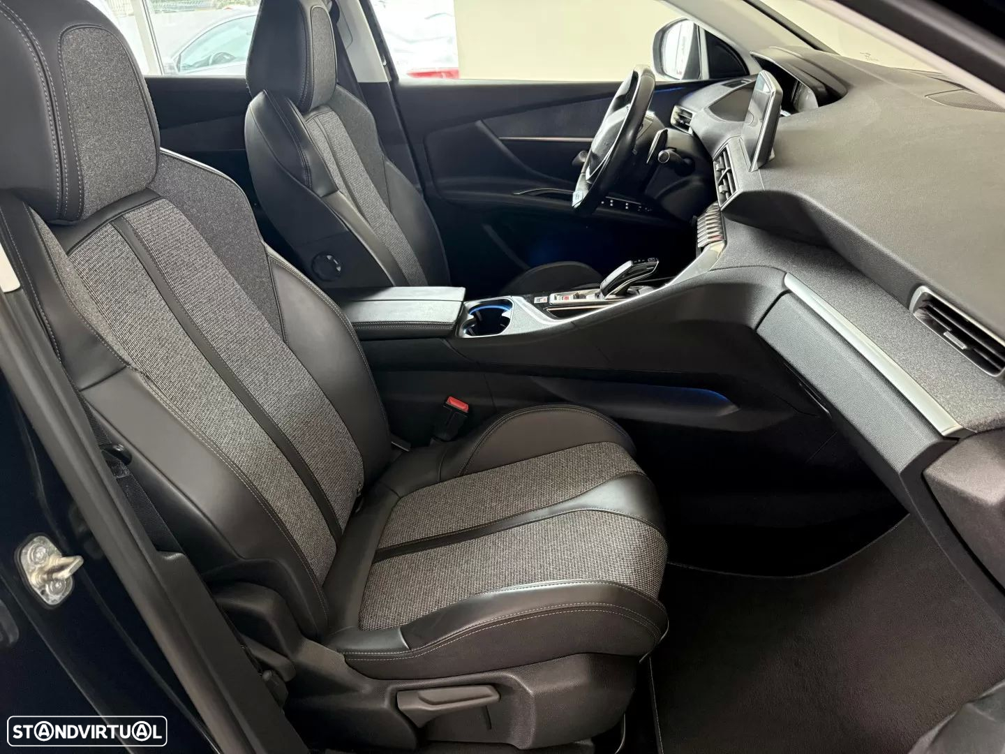 Peugeot 3008 - 31