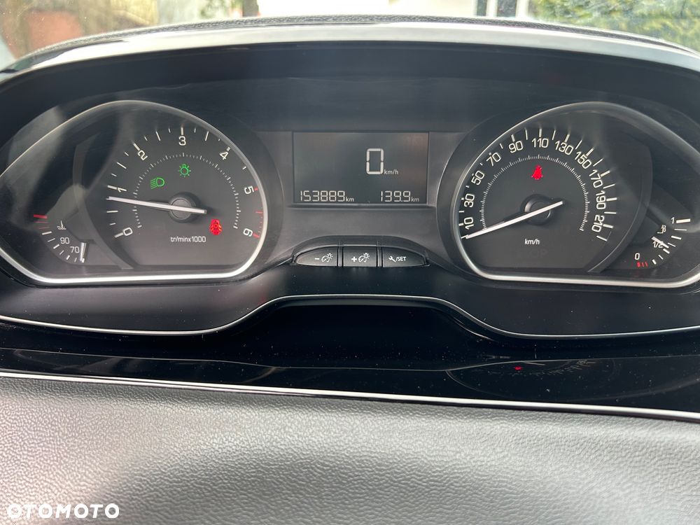 Peugeot 208 1.6 BlueHDi Active - 11