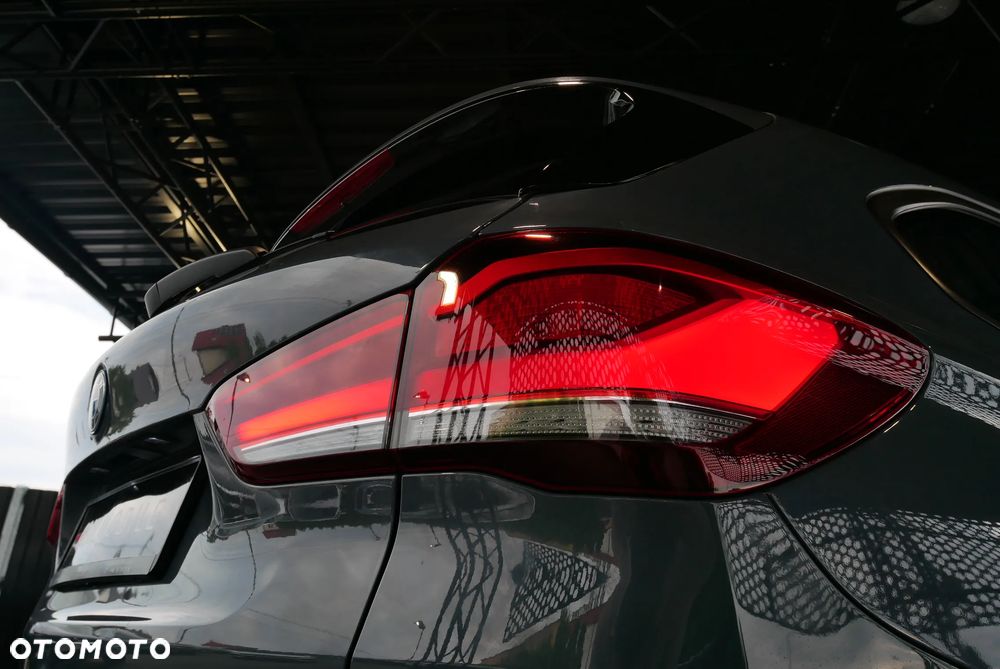 BMW X1 sDrive18i Business Edition - 38