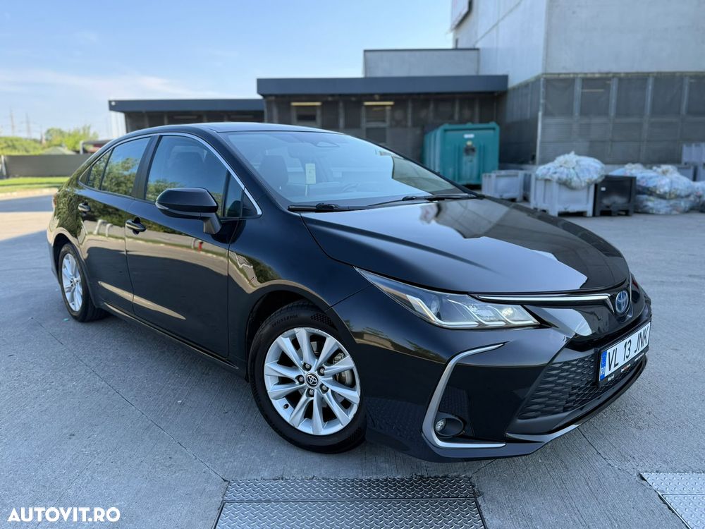 Toyota Corolla 1.8 HEV Business - 2