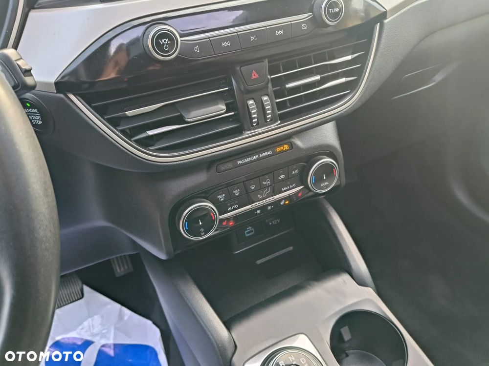 Ford Kuga 1.5 EcoBoost SOUND EDITION - 9