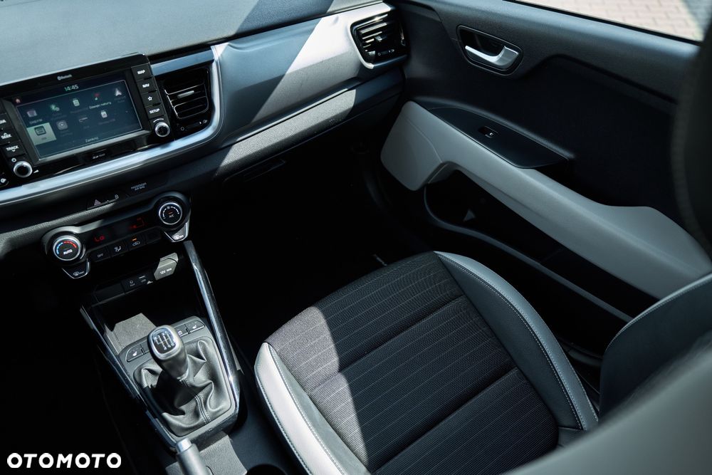 Kia Stonic - 22