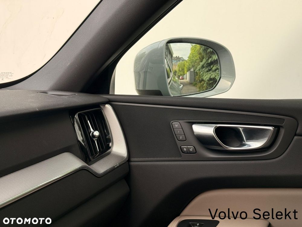 Volvo XC 60 - 39