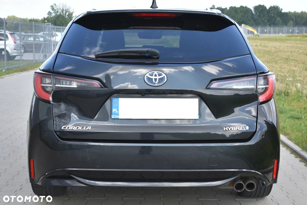 Toyota Corolla 2.0 Hybrid Executive - 12