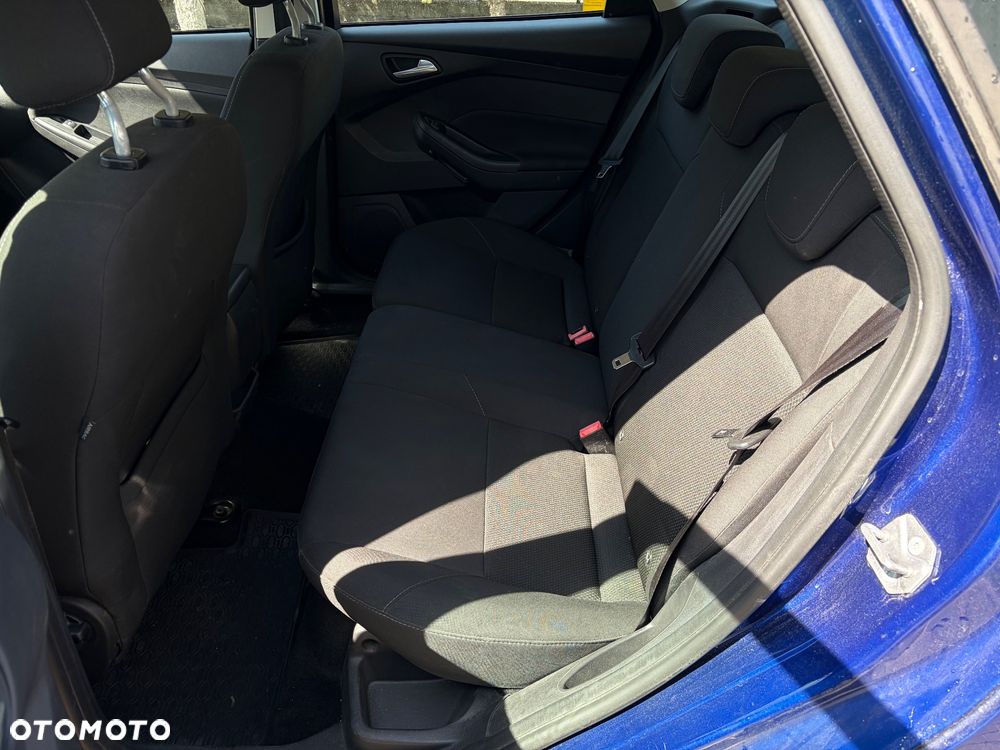Ford Focus - 8