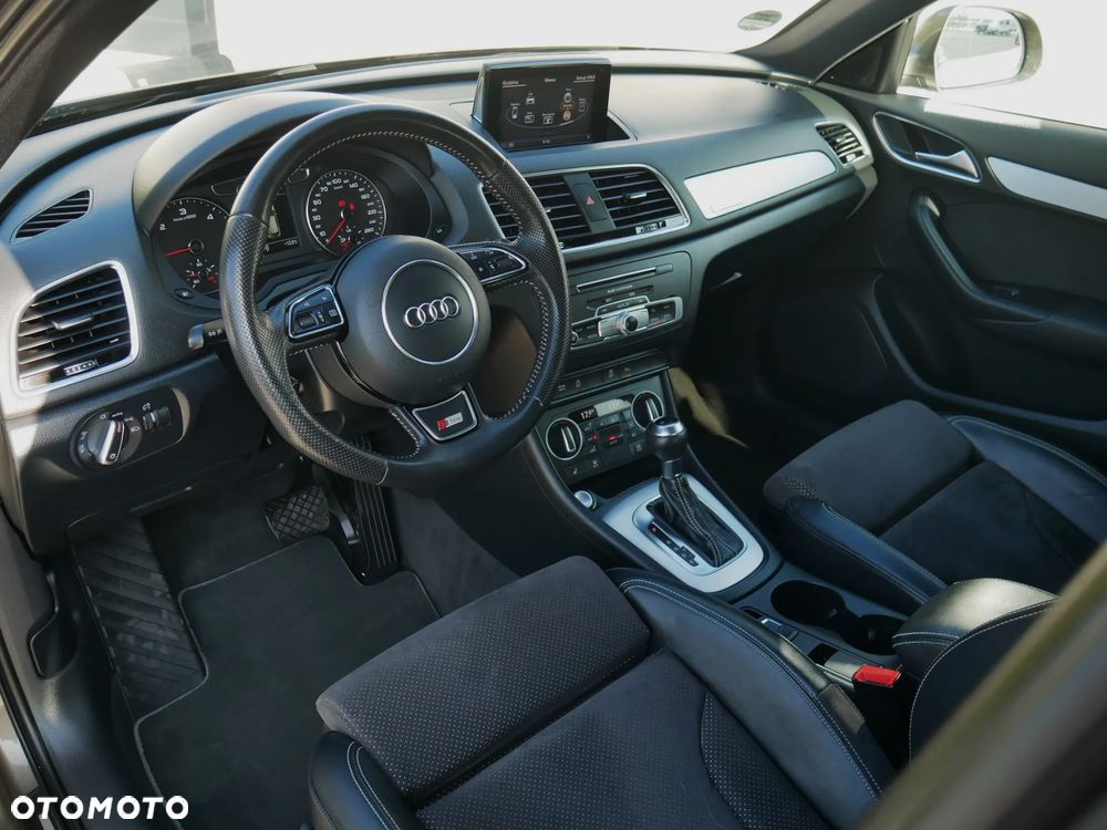 Audi Q3 2.0 TDI Quattro Design S tronic - 22