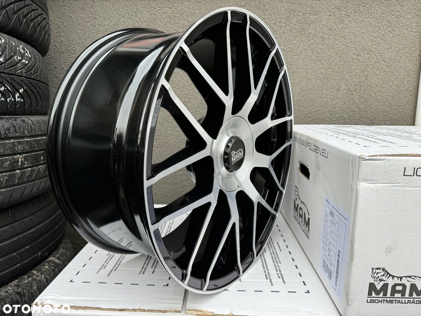 Felgi 19cali MAM Audi A3 S3 A4 A6 S4 S6 Q2 Q3 A8 5x112 ET45 - 6